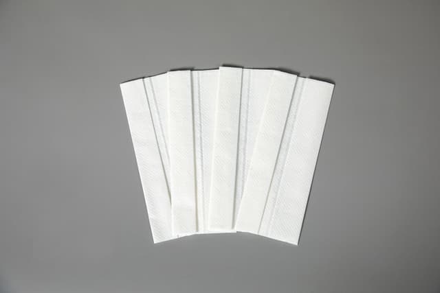 US4002_C-FOLD_TOWEL picture 1